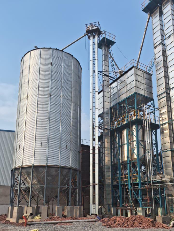 Hopper silo and Elevator 1