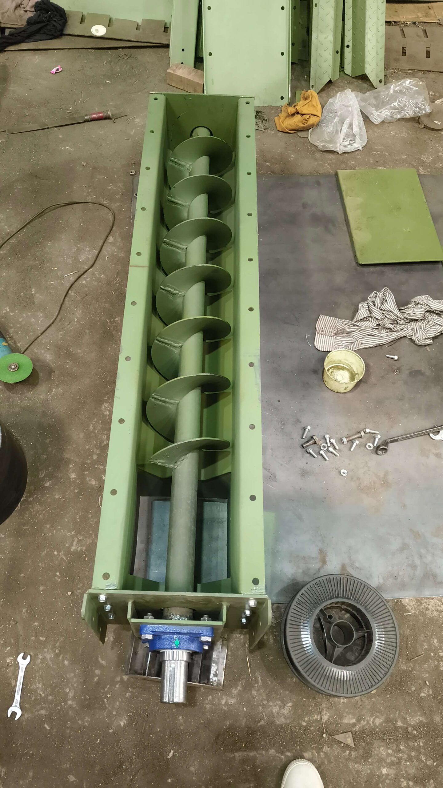 Screw feeder Screw feeder